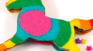 El postre más gay del mundo: cómo hacer un unicornio arcoíris que caga estrellas