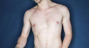 Hombres desnudos para mostrar sus inseguridades físicas