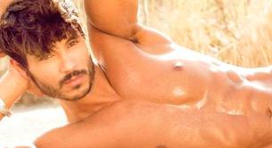 Diego Martínez desnudo en Shangay