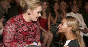 Adele rechaza un dueto con Beyoncé, desesperada por cantar con ella