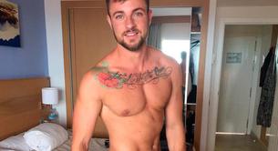 Benjamin Melzer desnudo, primer hombre transexual en portada de Men's Health