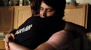 La emotiva reunión de dos hermanos separados por la homofobia de sus padres cristianos