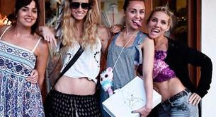 Miley Cyrus y Elsa Pataky se hacen el mismo tatuaje