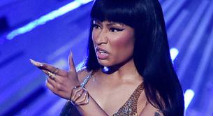 Nicki Minaj defiende su derecho a no hablar de Orlando y sale con su hermano pederasta