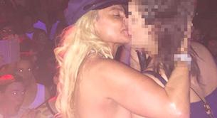 Leticia Sabater ¿lesbiana? besando a una chica en directo