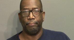 Un pastor que se burló de las víctimas de Orlando, detenido por pederastia