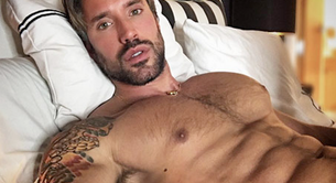 El protagonista del reality gay 'Finding Prince Charming', actor porno y racista