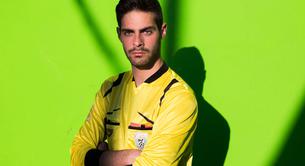 Amenazas de muerte al árbitro gay que salió del armario