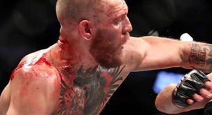 Se escapa el pene del luchador Conor Mcgregor en plena pelea