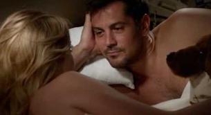 El desnudo de Michael Landes en 'Hooten And The Lady'