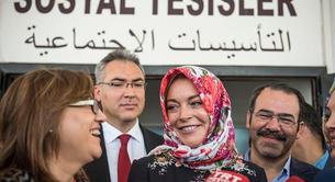 Lindsay Lohan se convierte al Islam y borra todas las fotos de su pasado