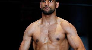 El boxeador Amir Khan desnudo masturbándose