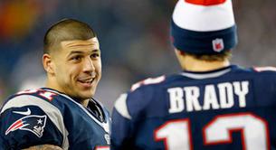 El jugador de Rugby Aaron Hernández se pudo suicidar porque le sacaron del armario en televisión