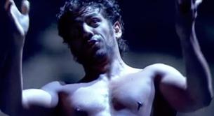 El barítono Germán Olvera desnudo integral en 'Bomarzo'