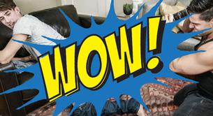 Una película porno gay utiliza un instrumento ancestral como dildo