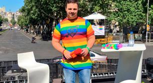 El periodista David Enguita sufre una brutal agresión homófoba en su propia casa