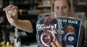 A un hombre en Ferrol se le atasca el anillo en el pene y se lo tienen que cortar con una radial