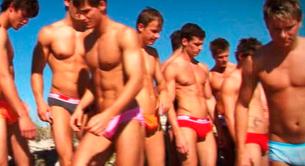 ¿Es seguro hacer una orgía gay?