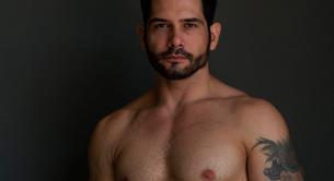El modelo Evandro Silveira desnudo integral