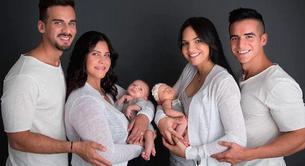 Esta pareja de lesbianas ha tenido 2 hijos gracias a esta pareja de gays