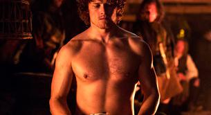 Sam Heughan desnudo en 'Outlander' otra vez y con polémica