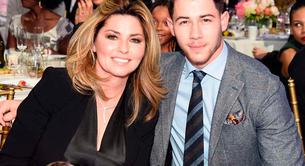 Shania Twain y Nick Jonas cantan juntos 'Say All You Want For Christmas'