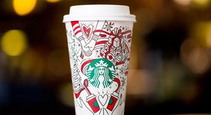 ¿Sabías que los nuevos vasos de Starbucks te pueden volver gay?