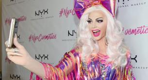 La drag Alyssa Edwards oficia una boda gay