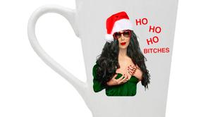El cutre merchandising de Navidad de Cher