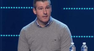 Un pastor homófobo reconoce haber abusado de un menor y es aplaudido