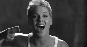 Pink estrena un emotivo vídeo para su single 'Wild Hearts Can't Be Broken'