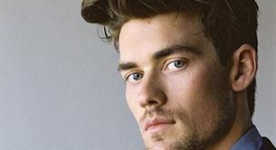 Matt Lloyd desnudo, el nuevo actor de moda en HBO