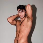 Michael Yerger desnudo, el modelo concursante de 'Survivor' más ...