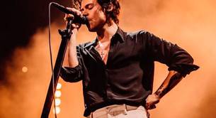 Harry Styles dice "es mi cumpleaños y soy gay" en directo