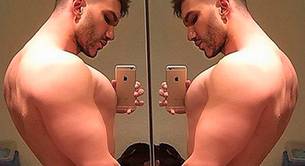 Ryan Jake desnudo, el modelo con curvas de infarto