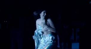 A punto de quedarse Lorde desnuda en directo por un problema de vestuario