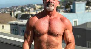 8 motivos para adorar a los maduritos interesantes, musculosos y gays