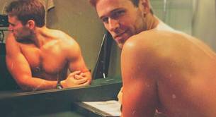 El actor Dan Amboyer desnudo