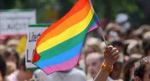 Críticas destructivas a la comunidad gay