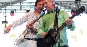 Celebridades LGBT que murieron en 2018