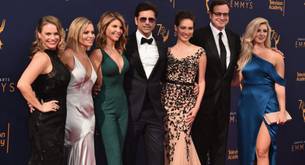 El personaje de 'Madres Forzosas' Stephanie Tanner sale del armario