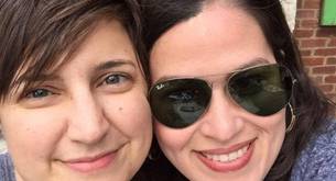 El robo de una bandera del Orgullo lleva a los vecinos a enarbolar docenas en apoyo