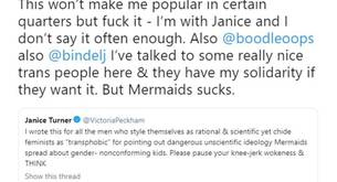 Robert Webb, criticado por atacar a la ONG de niños trans Mermaids