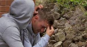 La emotiva confesión de un concursante gay en el reality 'Hunted'