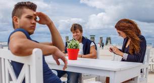 "Mi marido bisexual me pidió permiso para engañarme con mujeres"