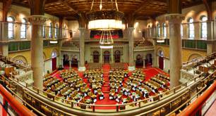 Nueva York prohíbe la terapia de conversión gay