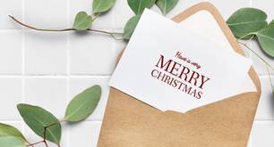 Una pareja de lesbianas recibe una tarjeta de Navidad homófoba