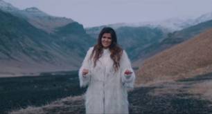 Saara Aalto cuenta la historia de una bailarina trans en su nuevo vídeo