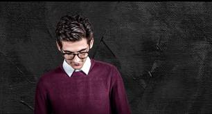 Superviviente de "cura gay" explica cómo la terapia de conversión lo llevó a intentar suicidarse