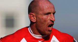 Gareth Thomas pide a Billy Vunipola una 'disculpa de corazón' por su homofobia